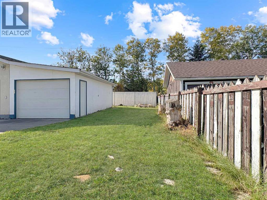 50 Moberly Crescent - 38