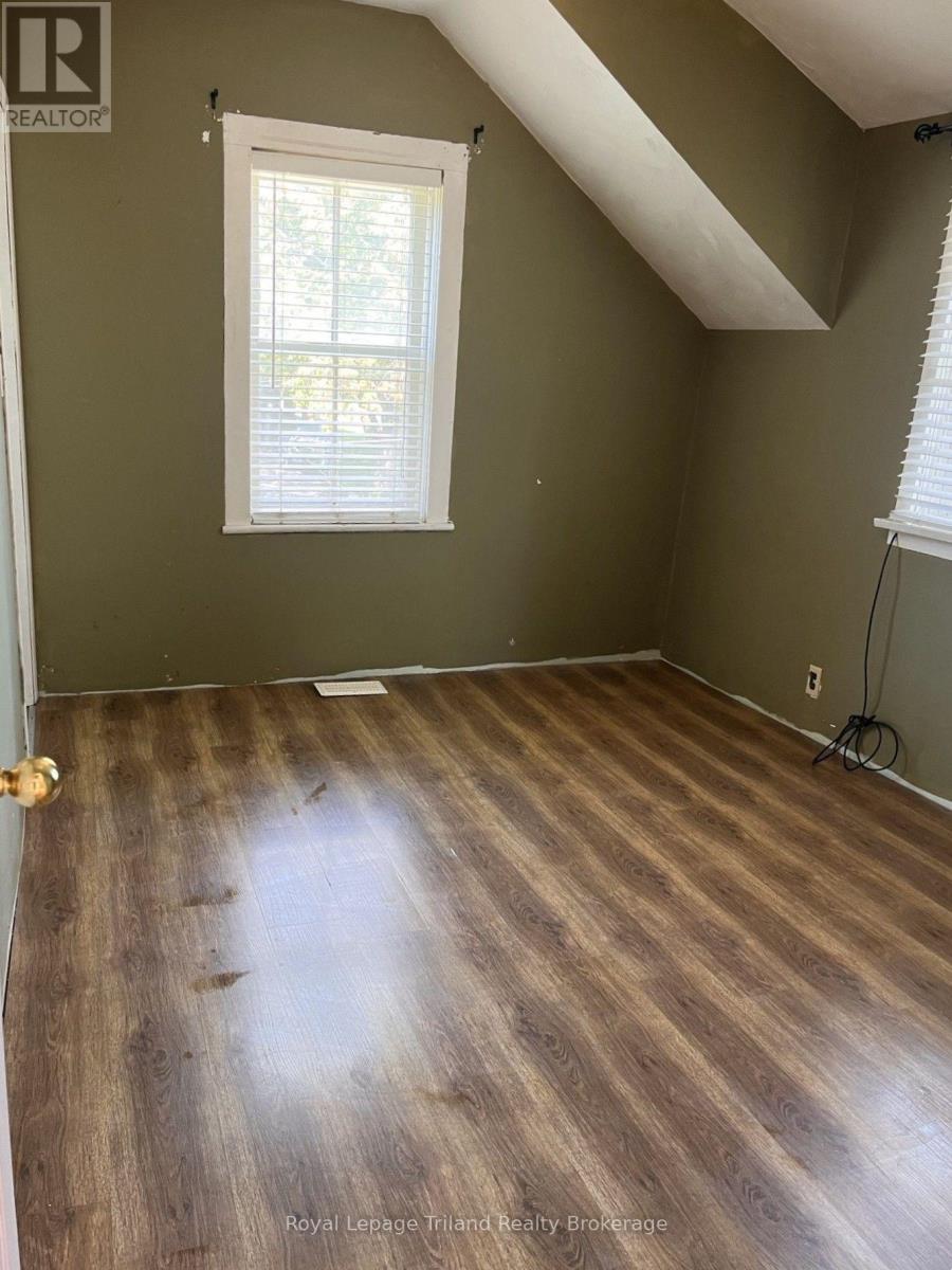 25 PALMER STREET W - 10