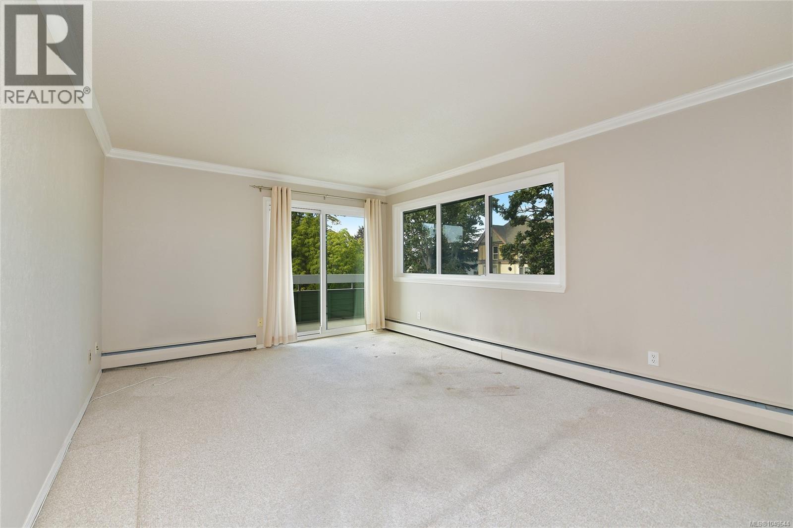 #301 2095 Oak Bay Ave - 6