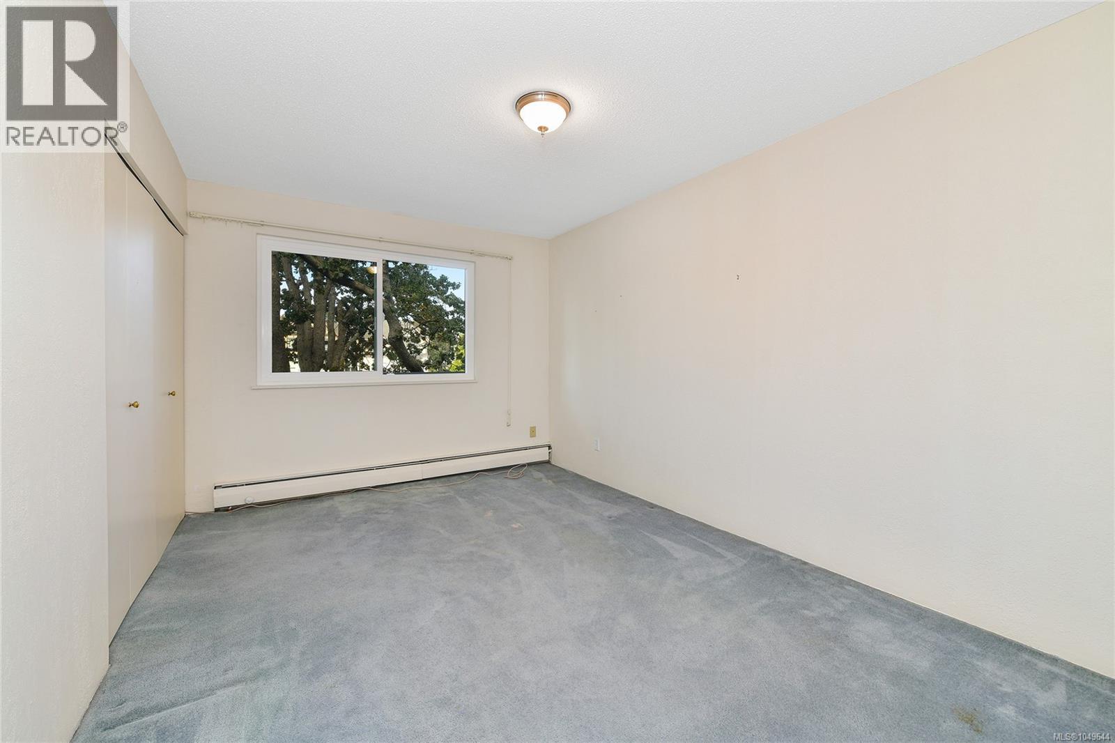 301 2095 Oak Bay Avenue, Oak Bay