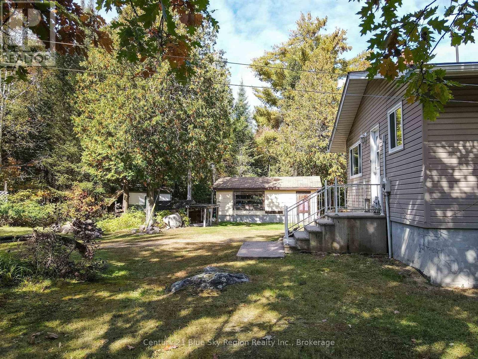 110 RIVERSIDE DRIVE - 11
