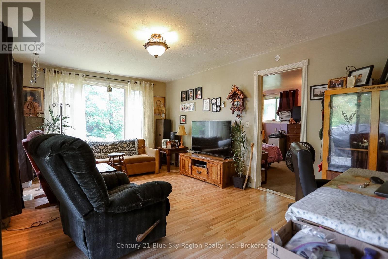 110 RIVERSIDE DRIVE - 17