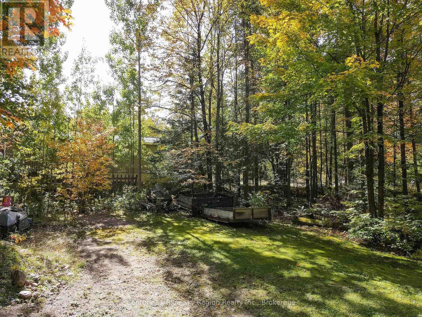 110 RIVERSIDE DRIVE - 34