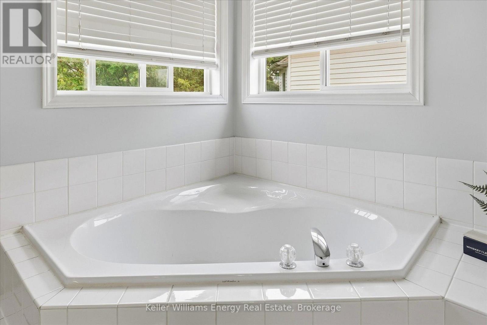 89 ROBERT ADAMS DRIVE - Image 29