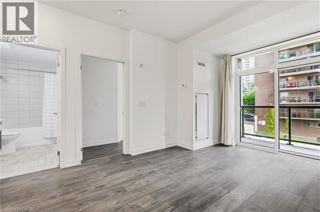 #205 81 ROBINSON Street - 10