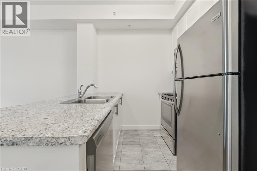 #205 81 ROBINSON Street - 16