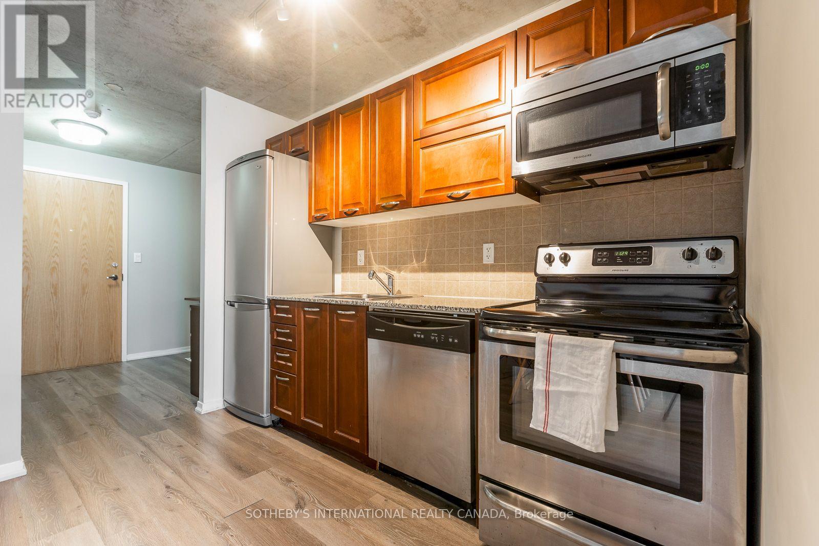 #607 170 SUDBURY STREET - 10