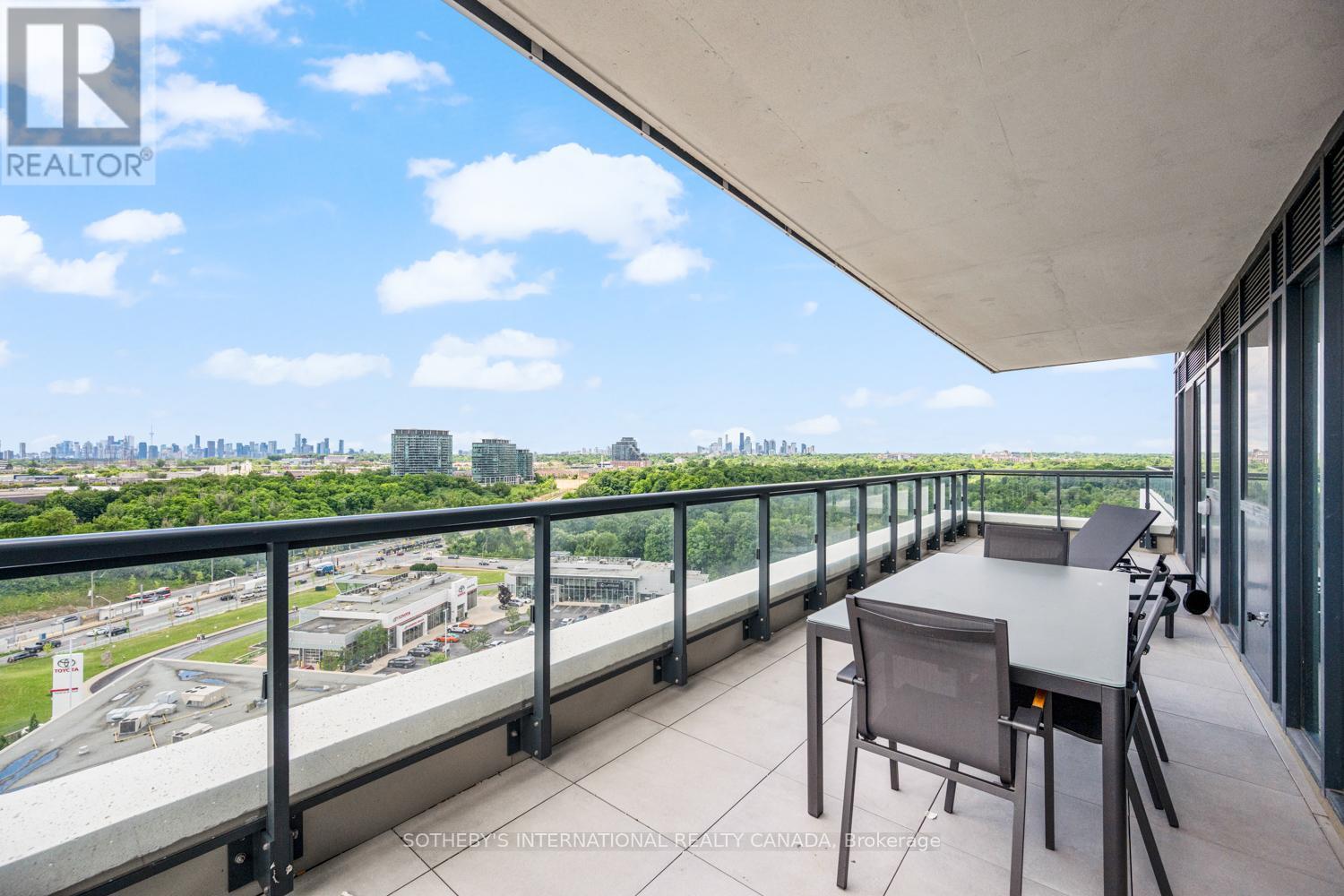 30 Inn On The Park Drive — photo 27