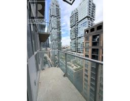 1405 - 126 Simcoe Street, Toronto, ON M5H4E6 Photo 11