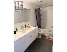 1405 - 126 Simcoe Street, Toronto, ON M5H4E6 Photo 9