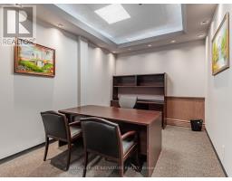 25 Mallard Road, Toronto, ON M3B1S4 Photo 11
