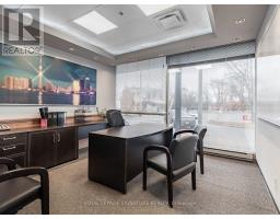25 Mallard Road, Toronto, ON M3B1S4 Photo 12