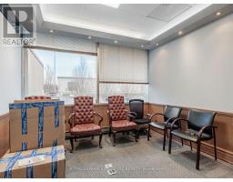25 Mallard Road, Toronto, ON M3B1S4 Photo 9