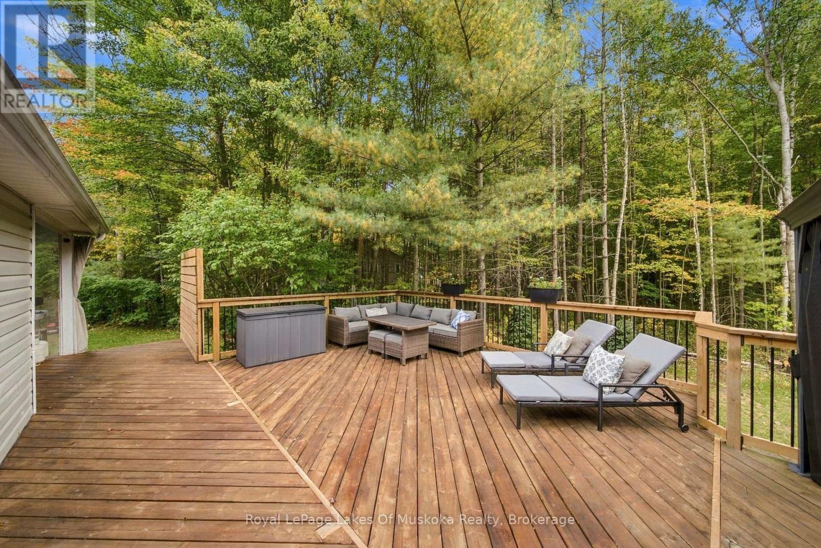1002 JOSEPH PLACE - Image 39