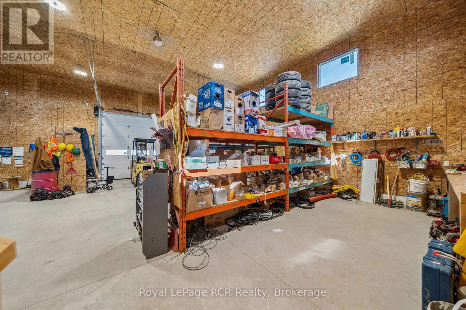 10075 Hwy 6 — photo 23