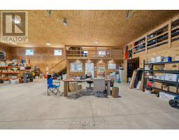 10075 Hwy 6, Georgian Bluffs, ON N0H2T0 Photo 18