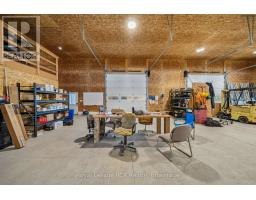 10075 Hwy 6, Georgian Bluffs, ON N0H2T0 Photo 21
