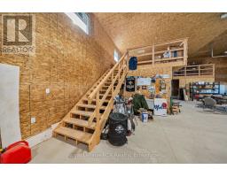 10075 Hwy 6, Georgian Bluffs, ON N0H2T0 Photo 24