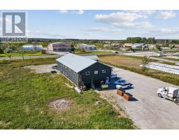 10075 Hwy 6, Georgian Bluffs, ON N0H2T0 Photo 41