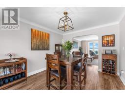 Living room - 4557 Bath Road, Loyalist, ON K7N1A8 Photo 12