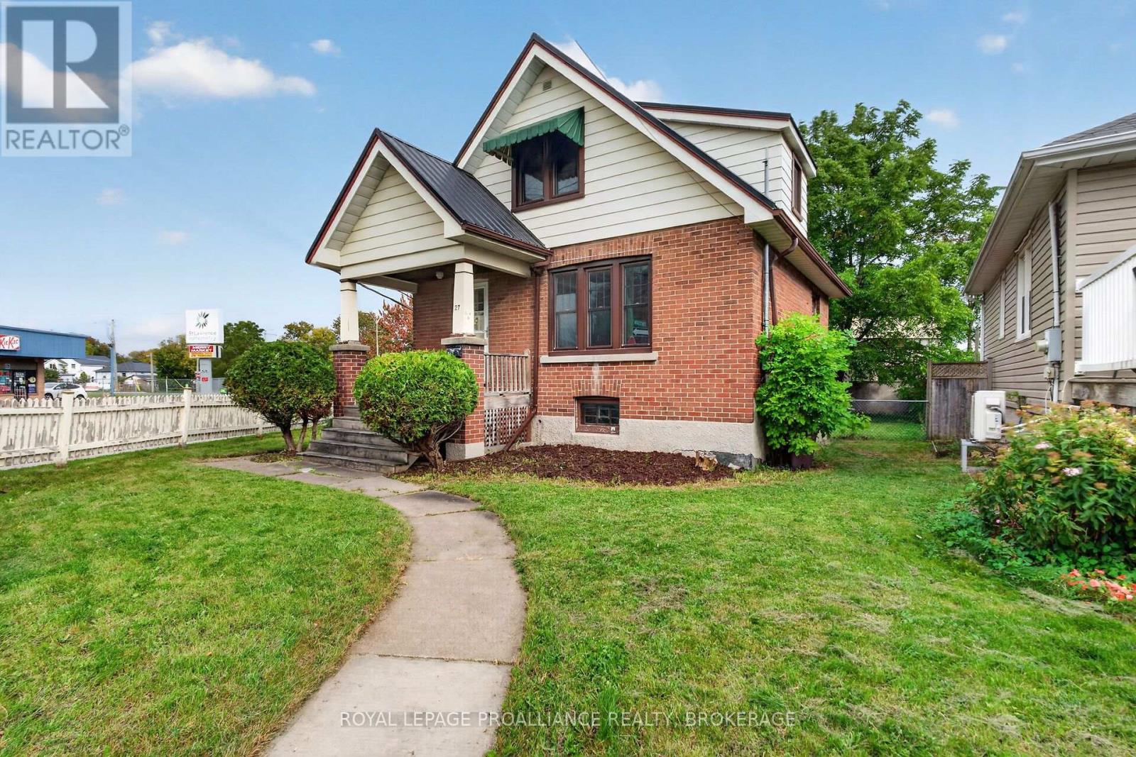 Property for sale at 27 DRAYTON AVENUE