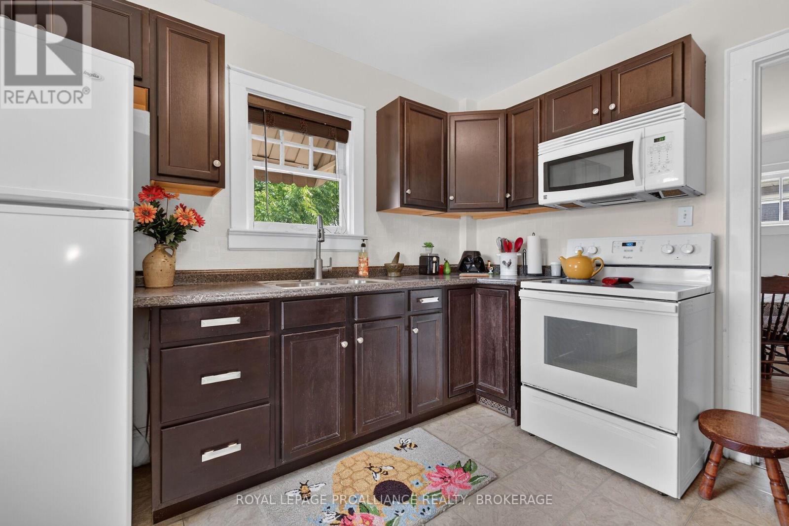 27 DRAYTON AVENUE - 12