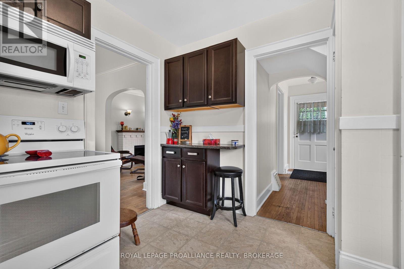 27 DRAYTON AVENUE - 14