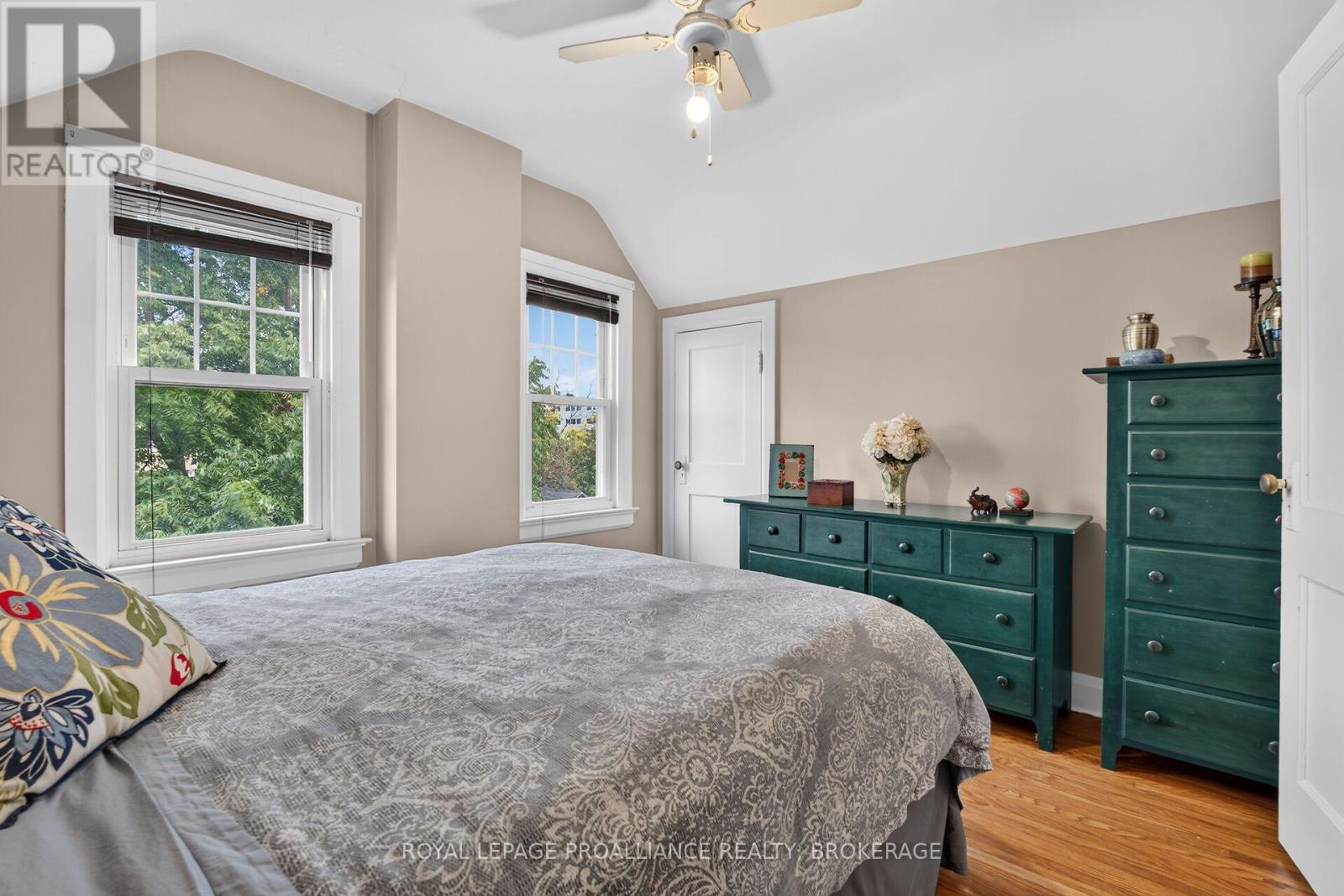 27 DRAYTON AVENUE - 16