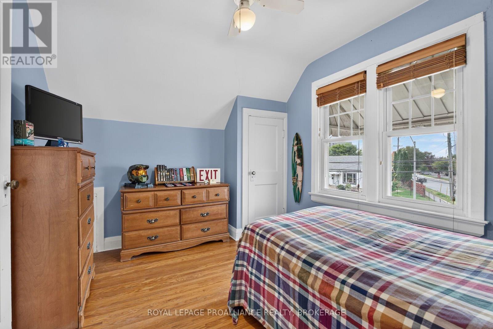 27 DRAYTON AVENUE - 19