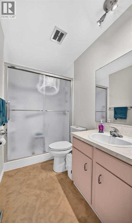 112 Queensland Place SE - Image 21