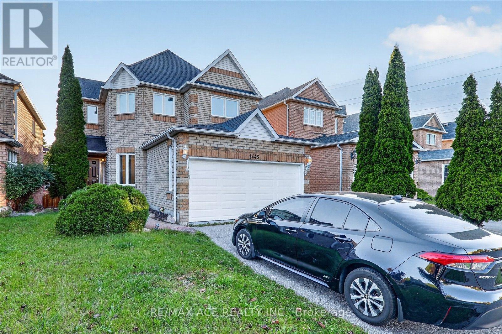 1446 SANDHURST CRESCENT - 3