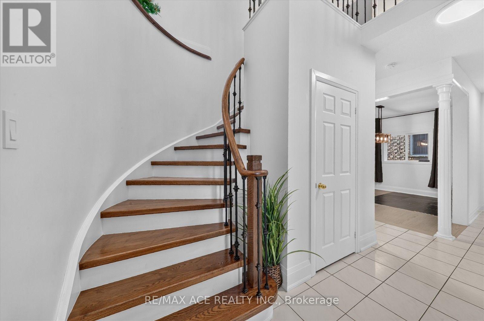 1446 SANDHURST CRESCENT - 7