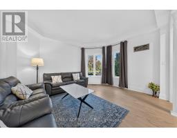 Family room - 1446 Sandhurst Crescent, Pickering, ON L1V6Y8 Photo 8