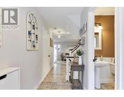 Bedroom 3 - 20 Breakwater Drive, Whitby, ON L1N9R7 Photo 6