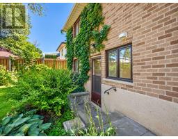 46 Manorglen Crescent, Toronto, ON M1S1W4 Photo 33