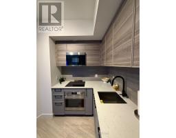 1415 - 1050 Eastern Avenue, Toronto, ON M4L0B7 Photo 9