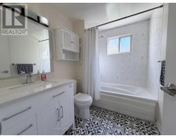 1143 Valley Court, Oshawa, ON L1J3M4 Photo 12