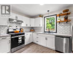 9 Union Street E, Lambton Shores, ON N0M1B0 Photo 9