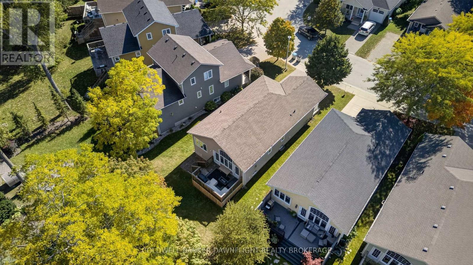 17 VILLAGE GATE - Image 45