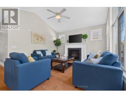 17 Village Gate, Lambton Shores, ON N0M1T0 Photo 15