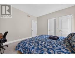 17 Village Gate, Lambton Shores, ON N0M1T0 Photo 18