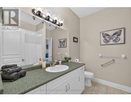 17 Village Gate, Lambton Shores, ON N0M1T0 Photo 22