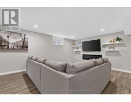 17 Village Gate, Lambton Shores, ON N0M1T0 Photo 27