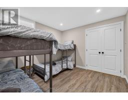 17 Village Gate, Lambton Shores, ON N0M1T0 Photo 30