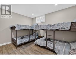 17 Village Gate, Lambton Shores, ON N0M1T0 Photo 31
