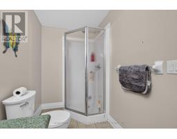 17 Village Gate, Lambton Shores, ON N0M1T0 Photo 35
