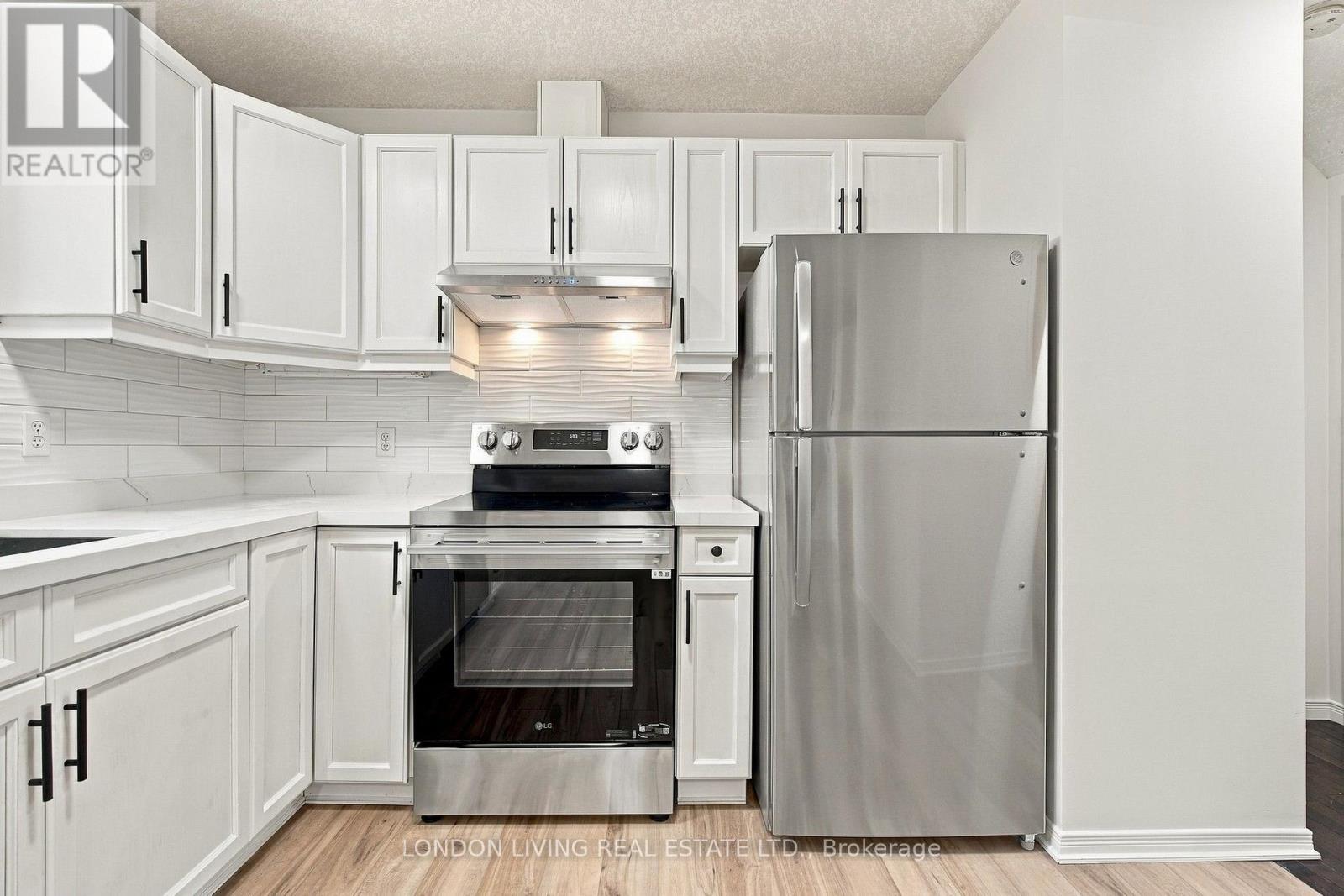 #31 1625 PURSER STREET - Image 17