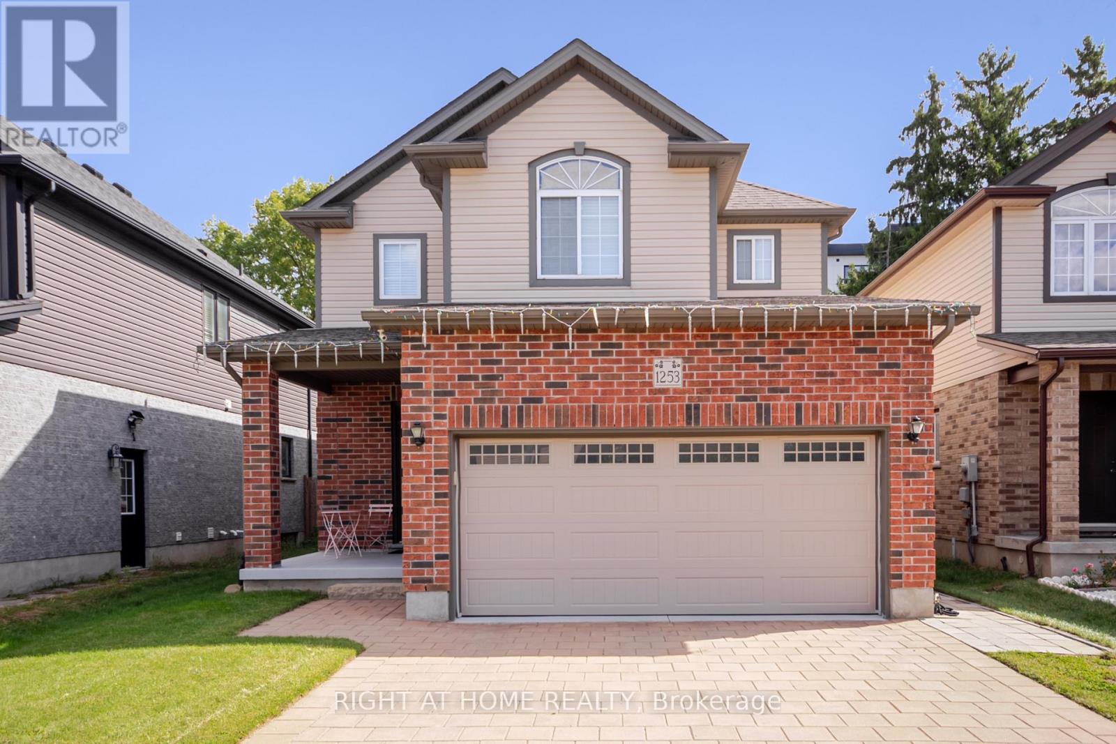 1253 Howlett Circle — photo 18