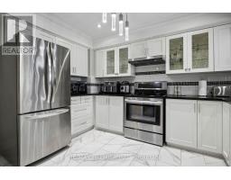 Th 8 - 100 Arbors Lane, Vaughan, ON L4L7G4 Photo 10