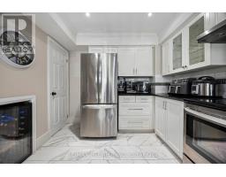 Th 8 - 100 Arbors Lane, Vaughan, ON L4L7G4 Photo 11